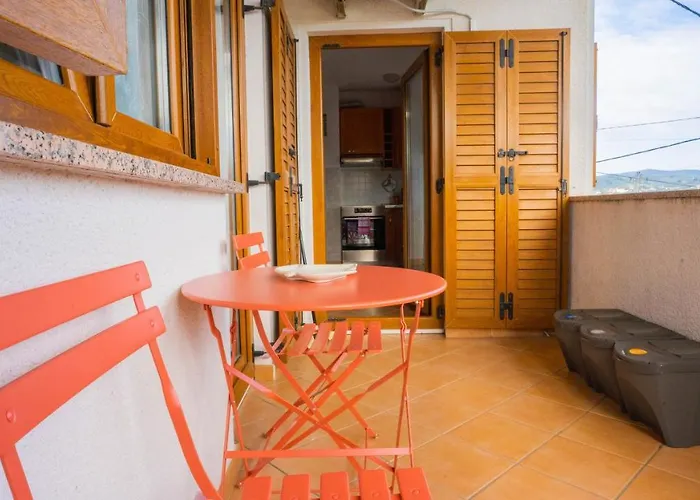 Apartma Tri Oljke * Dobrovo